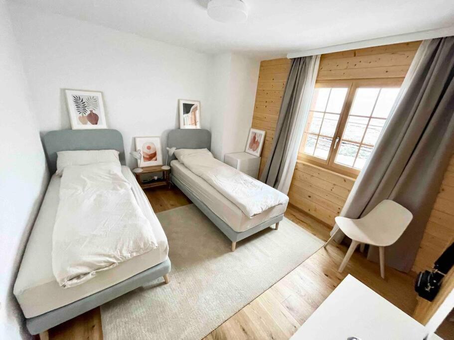 With Stunning View! Ski-in, Ski-out Apartment *